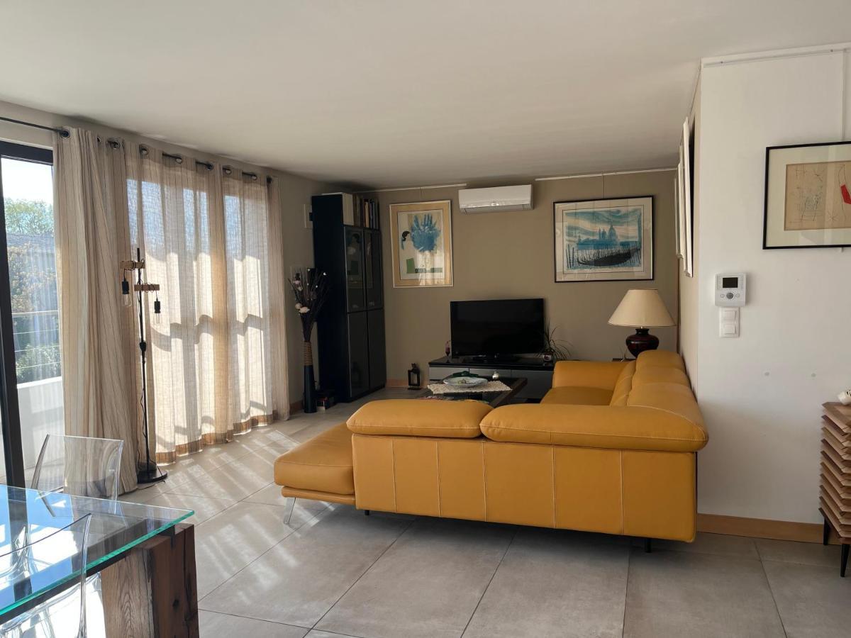 Appartement Standing Bord Sorgue LʼIsle-sur-la-Sorgue Esterno foto
